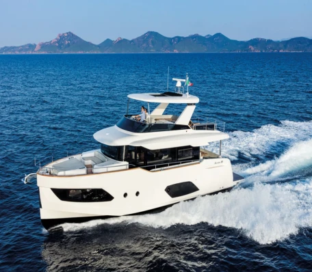 Boat Image 1